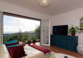 House - 3+1 Bedroom Apartment in Gaula with Sea Views House - 3+1 Bedroom Apartment in Gaula with Sea Views