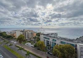 Varino 07 – T2 Modern on Estrada Monumental