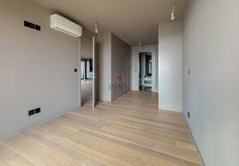 Varino 07 – T2 Modern on Estrada Monumental