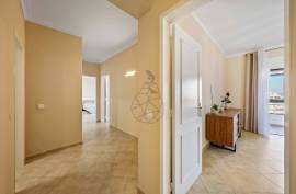 3 Bedroom Apartment with Generous Areas and Central Location in Portimão