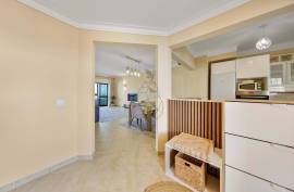 3 Bedroom Apartment with Generous Areas and Central Location in Portimão
