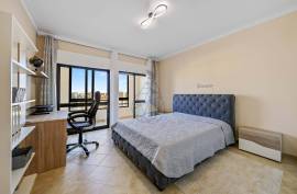 3 Bedroom Apartment with Generous Areas and Central Location in Portimão