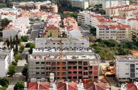2 and 3 bedroom apartments with parking New for sale in Portimão
