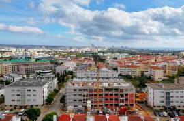 2 and 3 bedroom apartments with parking New for sale in Portimão 2 and 3 bedroom apartments with parking New for sale in Portimão