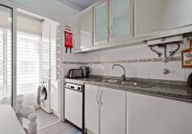 FURNISHED 3-BEDROOM APARTMENT IN SÃO MARTINHO – EXCELLENT LOCATION!