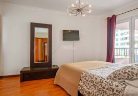 FURNISHED 3-BEDROOM APARTMENT IN SÃO MARTINHO – EXCELLENT LOCATION!