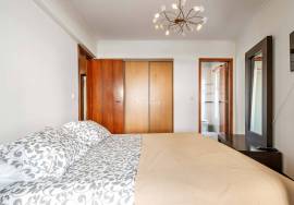 FURNISHED 3-BEDROOM APARTMENT IN SÃO MARTINHO – EXCELLENT LOCATION!