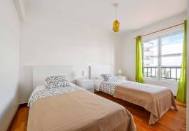 FURNISHED 3-BEDROOM APARTMENT IN SÃO MARTINHO – EXCELLENT LOCATION!