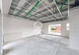 Semi-detached Chaves