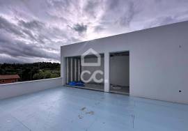 Semi-detached Chaves