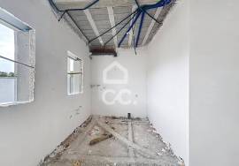 Semi-detached Chaves