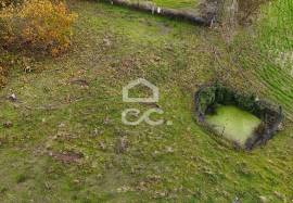 Land with Approved Project for Modern House and annex 15 minutes from Chaves