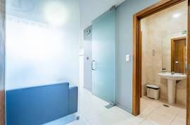 Hairdresser in Prime area of Gaia, near El Corte Inglês Hairdresser in Prime area of Gaia, near El Corte Inglês