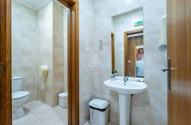 Hairdresser in Prime area of Gaia, near El Corte Inglês Hairdresser in Prime area of Gaia, near El Corte Inglês