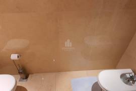 Apartment 3 condominium reserved with swimming pool to the metro of Santo Ovidio