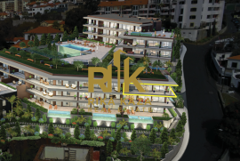 3 bedroom apartment with pool and patio