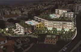 3 bedroom apartment with pool and patio