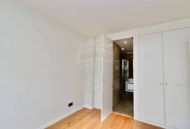 Modern 4-Bedroom Villa in Private Gated Community with Pool – Costa da Guia, Cascais
We present this elegant contemporary villa located in an exclusive gated community of just 7 houses, situated in one of the most privileged areas of Cascais — the charming Costa da Guia Modern 4-Bedroom Villa in Private Gated Community with Pool – Costa da Guia, Cascais
We present this elegant contemporary villa located in an exclusive gated community of just 7 houses, situated in one of the most privileged areas of Cascais — the charming Costa da Guia