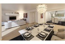 Modern 4-Bedroom Villa in Private Gated Community with Pool – Costa da Guia, Cascais
We present this elegant contemporary villa located in an exclusive gated community of just 7 houses, situated in one of the most privileged areas of Cascais — the charming Costa da Guia Modern 4-Bedroom Villa in Private Gated Community with Pool – Costa da Guia, Cascais
We present this elegant contemporary villa located in an exclusive gated community of just 7 houses, situated in one of the most privileged areas of Cascais — the charming Costa da Guia