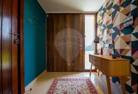 Luxury Villa in Quinta da Beloura
Discover the retreat of your dreams in this stunning luxury villa with 5 suites and an office, located in the prestigious Quinta da Beloura