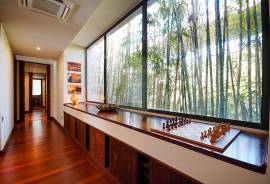 Luxury Villa in Quinta da Beloura
Discover the retreat of your dreams in this stunning luxury villa with 5 suites and an office, located in the prestigious Quinta da Beloura