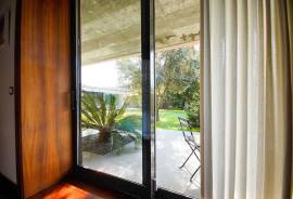 Luxury Villa in Quinta da Beloura
Discover the retreat of your dreams in this stunning luxury villa with 5 suites and an office, located in the prestigious Quinta da Beloura