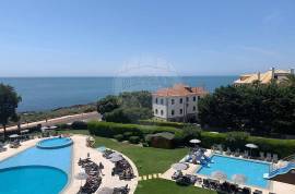 Real Right of Periodic Housing – 1 week of vacation per year, for life, in a 4-Star Hotel
34th WEEK FOR 12 500€ T0 studio with 28m2, furnished, full bathroom, equipped kitchenette and south-facing balcony, with frontal sea view, located in the Hotel Vila Galé Cascais (4 stars), under Real Periodic Habitation Right - starting on Saturday at 6pm hours and ends on the following Saturday
