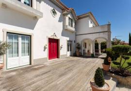 Exceptional villa in Gradil: 5 suites, pool & panoramic view, 20 minutes from Lisbon