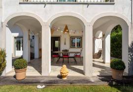 Exceptional villa in Gradil: 5 suites, pool & panoramic view, 20 minutes from Lisbon