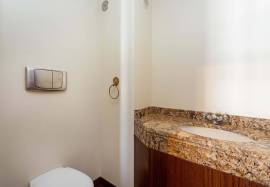 Bright 4-Bedroom Apartment with Ocean View in Costa da Caparica Bright 4-Bedroom Apartment with Ocean View in Costa da Caparica