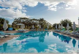 Two-Bedroom Apartment with Private Terrace and Garden in a Prestigious Algarve Residence Two-Bedroom Apartment with Private Terrace and Garden in a Prestigious Algarve Residence