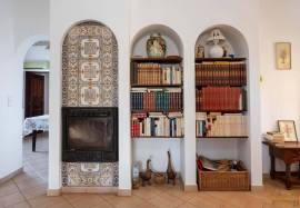 Private and modular house, in the heart of nature in Moncarapacho