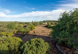 Private and modular house, in the heart of nature in Moncarapacho