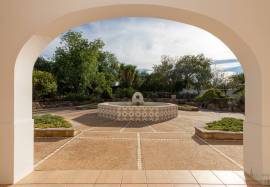 Private and modular house, in the heart of nature in Moncarapacho