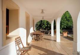 Private and modular house, in the heart of nature in Moncarapacho