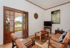 Private and modular house, in the heart of nature in Moncarapacho