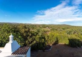 Private and modular house, in the heart of nature in Moncarapacho
