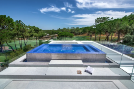 A Palatial Paradise in Quinta Do Lago