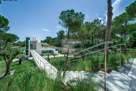 A Palatial Paradise in Quinta Do Lago