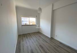 Refurbished Apartment with Superb River View