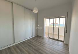 Refurbished Apartment with Superb River View