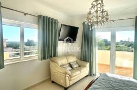 Elegant 4-Bedroom Villa Near Vila Nova de Cacela with Pool and Garage