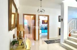 Elegant 4-Bedroom Villa Near Vila Nova de Cacela with Pool and Garage