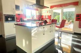 Elegant 4-Bedroom Villa Near Vila Nova de Cacela with Pool and Garage