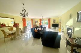 Elegant 4-Bedroom Villa Near Vila Nova de Cacela with Pool and Garage