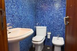 T2 in Venteira, 50 meters from Elias Garcia