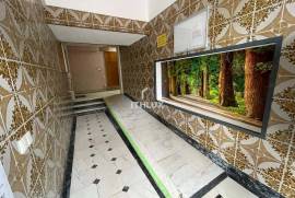 T2 in Venteira, 50 meters from Elias Garcia