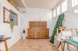 2 bedroom apartment, in Basement, in a central area of Lagos