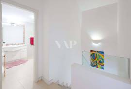 2 Bedroom Duplex Apartment in Condominium with Swimming Pool, Vilamoura