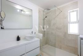2 Bedroom Duplex Apartment in Condominium with Swimming Pool, Vilamoura